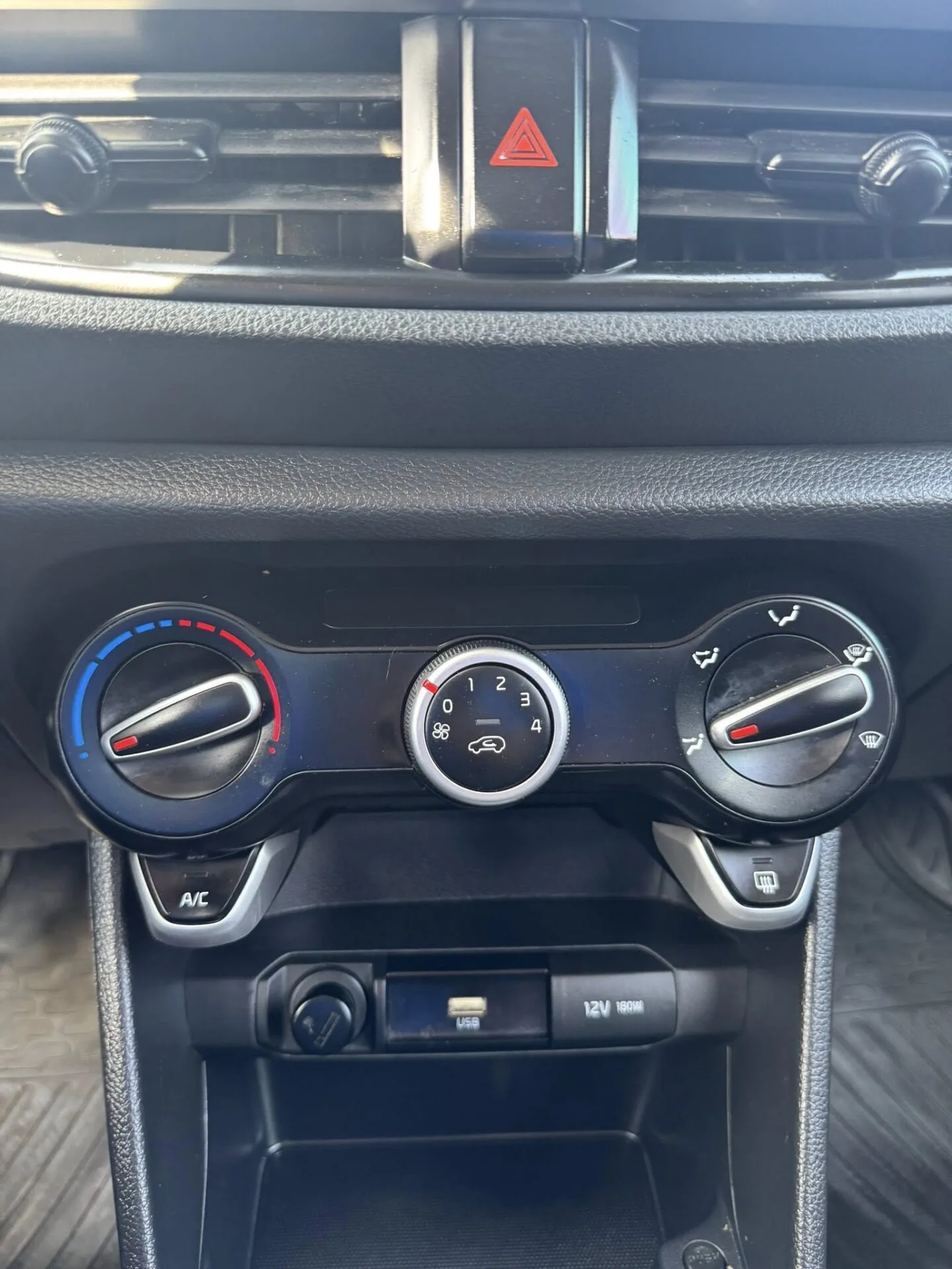 KIA MORNING MPI 1.2	2023 GASOLINA MECANICA