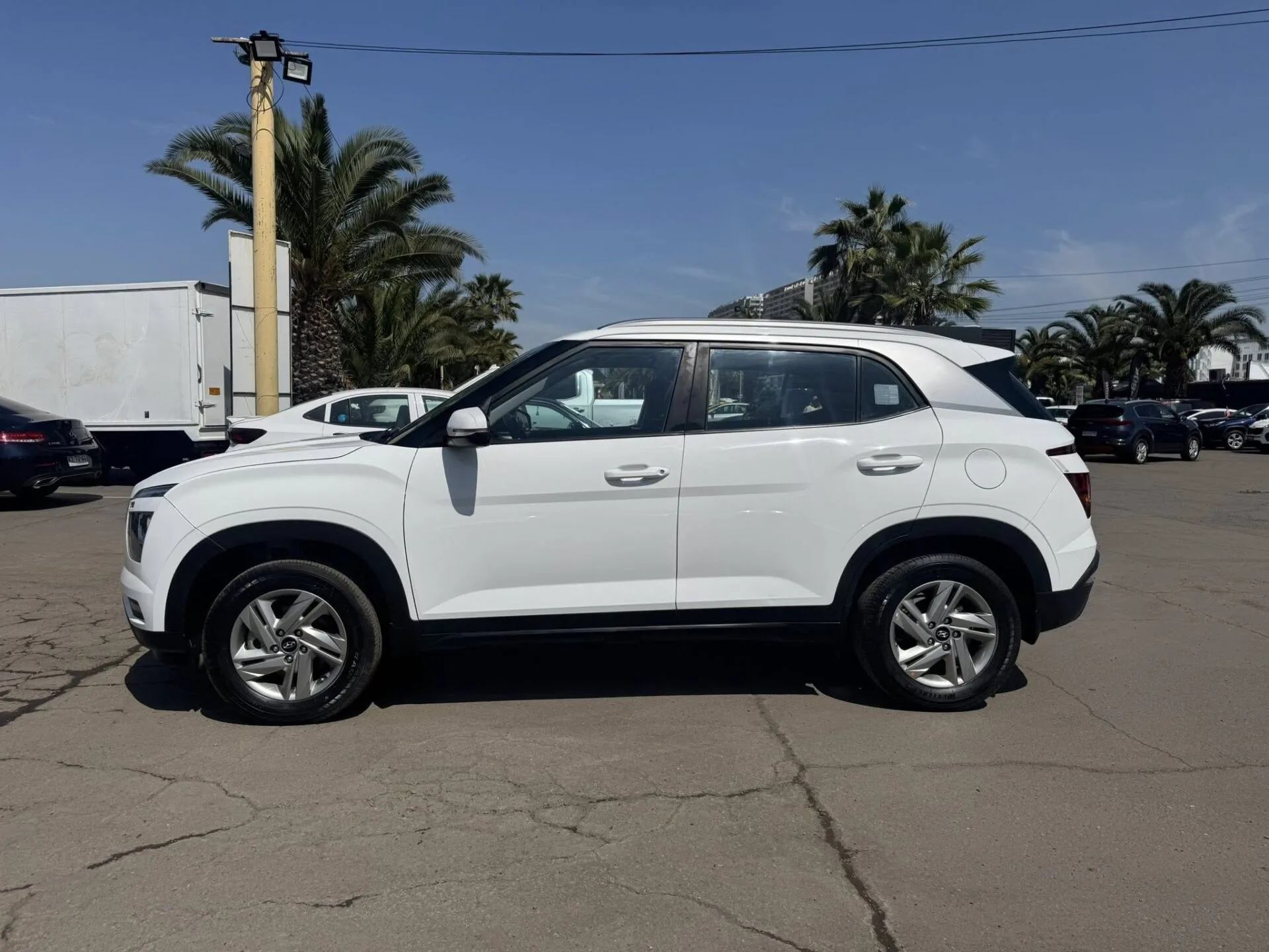 Hyundai Creta 1.5 CVT Plus 2023 en Venta – SUV Automático Bencina 25.450 km