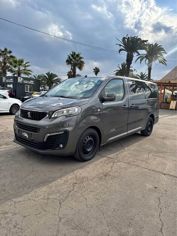Peugeot Traveller L3 BlueHDi 150 2.0 2021 en Venta – Diesel Mecánico 80.000 km