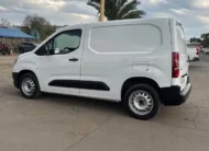 Opel Combo 2023 – Diesel, Mecánico, 45.000 km